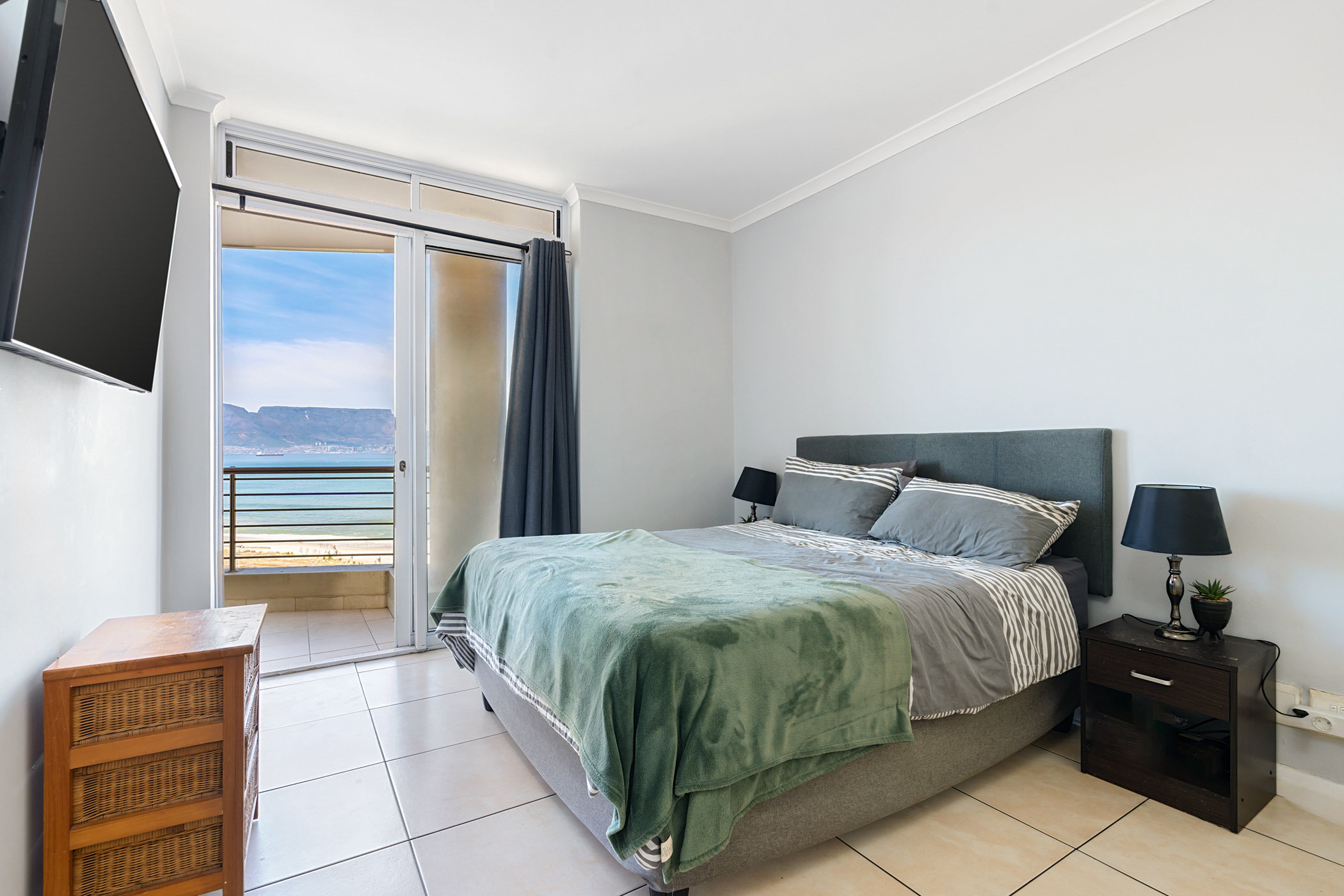 2 Bedroom Property for Sale in Beachfront Western Cape